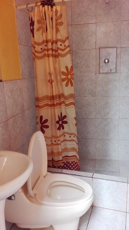 Bed and Breakfast Friends House Ліма Екстер'єр фото